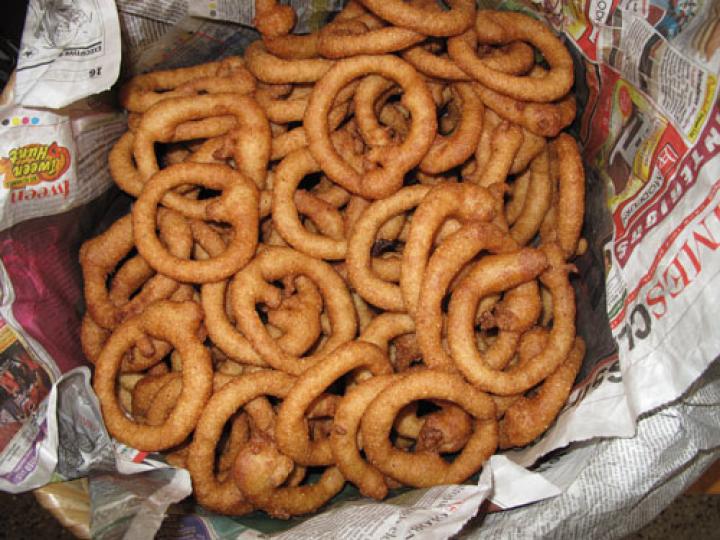 Sel roti - sødt tebrød fra Bhutan